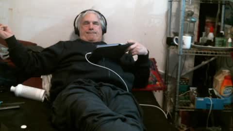 Snapshot of eleventhphoenix chatting on 01-18-25, 03:53 TheEleventhPhoenix online show from 01-18-25, 03:53