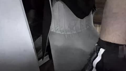 Snapshot of elfanti123 chatting on 11-02-25, 03:53 Beraldo online show from 11-02-25, 03:53