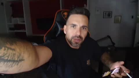 Snapshot of elfetas chatting on 01-06-25, 12:27 elfetas online show from 01-06-25, 12:27