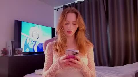 Elfie online show from 04-21-26, 10:21