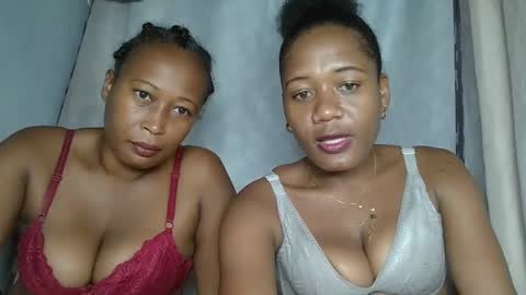 Snapshot of elia011 chatting on 02-02-25, 09:51 elia011 online show from 02-02-25, 09:51