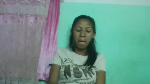 Snapshot of eliahsexy chatting on 05-08-26, 08:41 eliahsexy online show from 05-08-26, 08:41