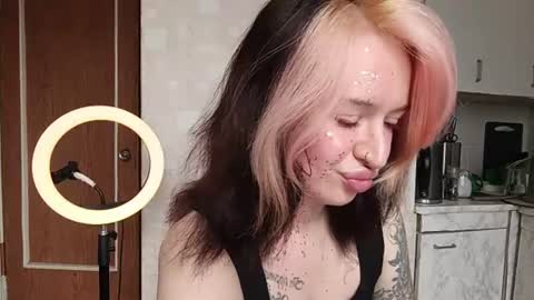 elianafox_ online show from 07-23-26, 08:23
