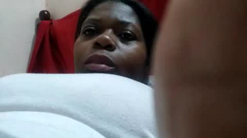 elianis598477 online show from 01-11-26, 11:32