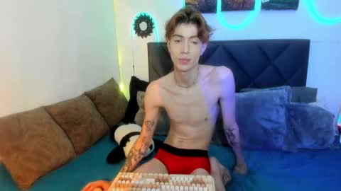 Snapshot of eliann_adam chatting on 12-18-25, 09:59 eliann_adam online show from 12-18-25, 09:59