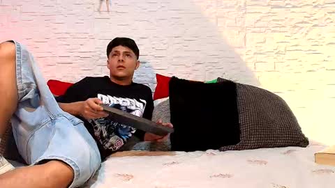 elias_salvatore_ online show from 05-25-26, 02:50