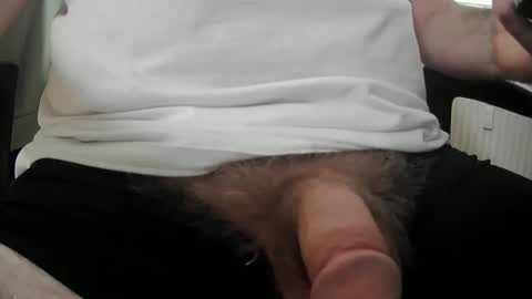 Snapshot of elidor14 chatting on 04-13-26, 10:10 elidor14 online show from 04-13-26, 10:10