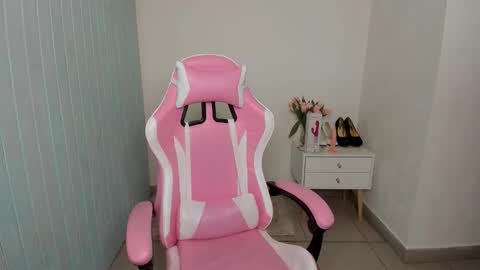 elieiza_xo online show from 10-03-25, 06:54