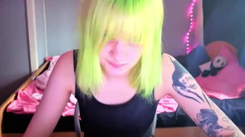 elieiza_xo online show from 04-25-26, 10:07