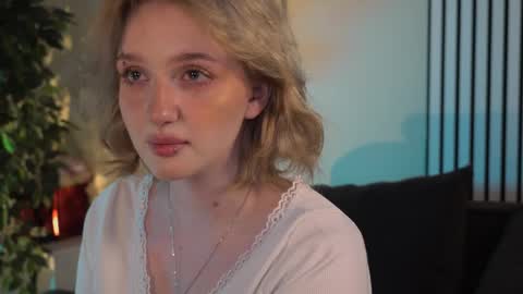 Ellie online show from 04-02-26, 05:38