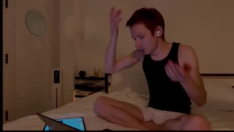 Snapshot of eligraysonx chatting on 01-17-26, 01:32 Eli Grayson online show from 01-17-26, 01:32