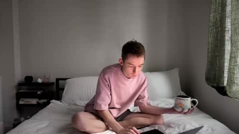 Snapshot of eligraysonx chatting on 01-18-26, 03:05 Eli Grayson online show from 01-18-26, 03:05