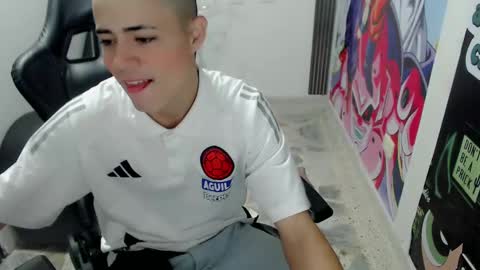 Snapshot of elii_797 chatting on 01-23-25, 01:13 bby-santy online show from 01-23-25, 01:13