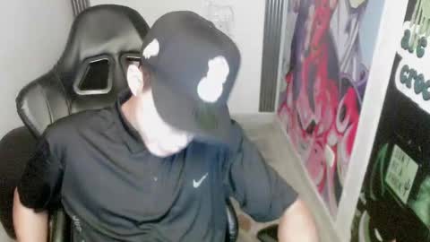 Snapshot of elii_797 chatting on 02-20-25, 01:30 bby-santy online show from 02-20-25, 01:30