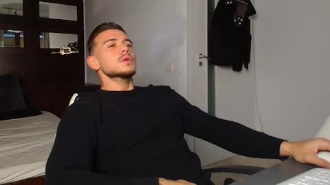 ElijahThorne online show from 01-16-26, 06:06