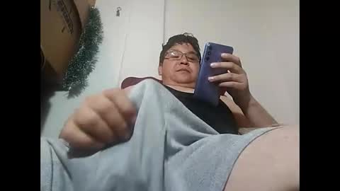 elimposstor online show from 12-31-24, 11:06