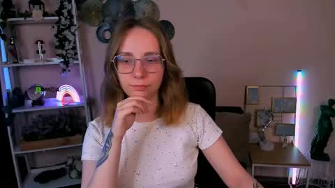 Elin online show from 05-19-26, 05:58