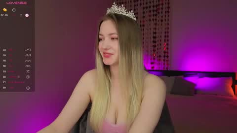 Elina online show from 03-10-26, 05:01