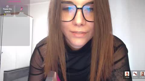 Snapshot of elina_posh chatting on 02-21-26, 11:22 Liza online show from 02-21-26, 11:22