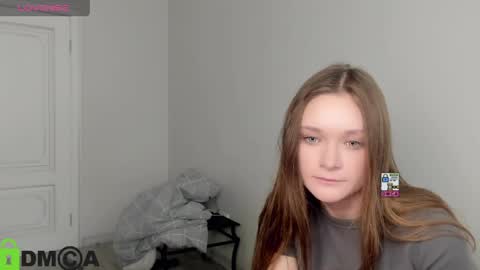 elina_x online show from 05-20-26, 02:01