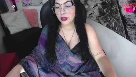 Elina  online show from 02-06-26, 01:10