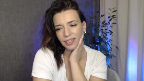 Snapshot of elinapretty chatting on 12-04-24, 03:37 Elina online show from 12-04-24, 03:37