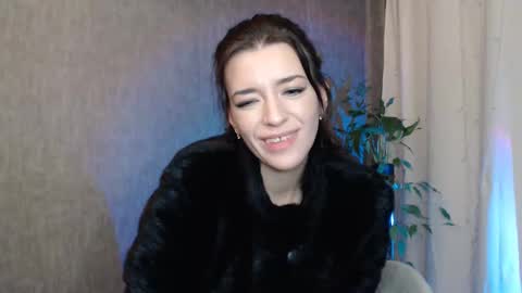Snapshot of elinapretty chatting on 02-02-25, 03:10 Elina online show from 02-02-25, 03:10