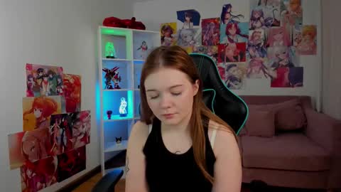 Snapshot of elinavale chatting on 02-28-26, 05:19 elinavale online show from 02-28-26, 05:19