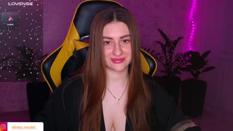 Snapshot of elinkalove chatting on 01-26-25, 10:02 Elina online show from 01-26-25, 10:02