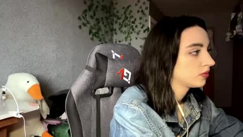 Milica online show from 05-29-26, 06:22