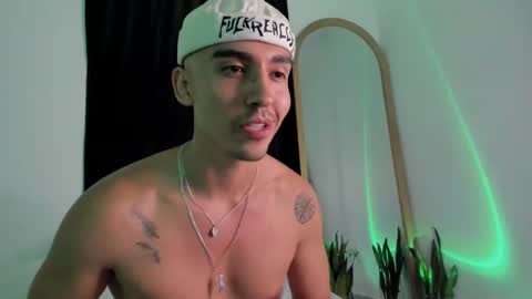 elio_dicaprio online show from 11-08-25, 01:28