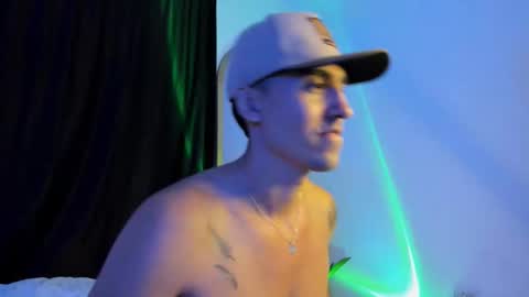 elio_dicaprio online show from 11-19-25, 02:11