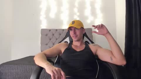 elio_dicaprio online show from 11-27-25, 02:35