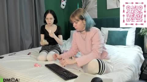 Elira Vane online show from 05-21-26, 03:24