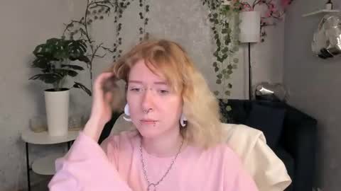 Elira Vane online show from 06-22-26, 03:25