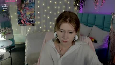 Elira Vane online show from 07-05-26, 03:02