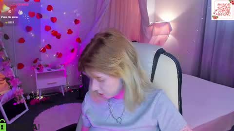 Elira Vane online show from 07-08-26, 03:11