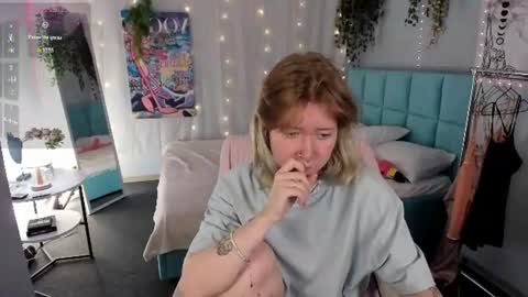 Elira Vane online show from 07-16-26, 02:39