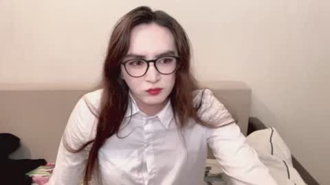 Snapshot of elisa_2001 chatting on 06-28-26, 10:05 Liza online show from 06-28-26, 10:05