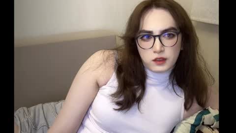 Snapshot of elisa_2001 chatting on 08-04-26, 08:44 Liza online show from 08-04-26, 08:44