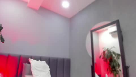 Elisa online show from 03-02-25, 04:17