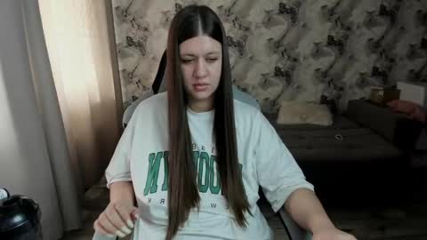 Aletta Oushen online show from 04-07-26, 10:48