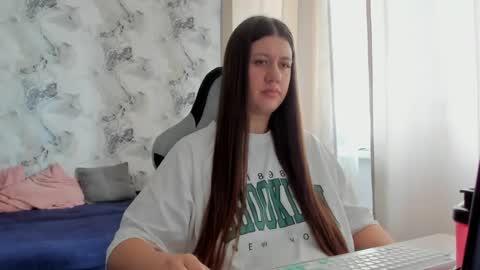 Snapshot of elisa_kollin chatting on 07-01-26, 10:17 Aletta Oushen online show from 07-01-26, 10:17