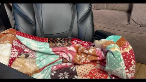 Snapshot of elisa_north chatting on 01-24-25, 07:19 Elisa North online show from 01-24-25, 07:19