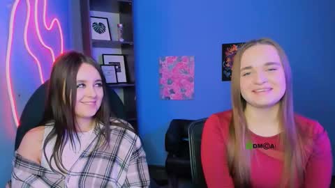 Snapshot of elisa_rise chatting on 03-05-26, 04:36 elisa_rise online show from 03-05-26, 04:36