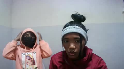 elisabet88 online show from 10-06-25, 06:16