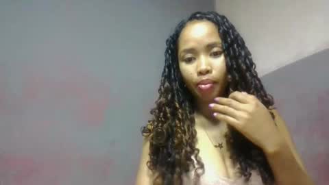 elisabethee online show from 05-08-26, 12:32