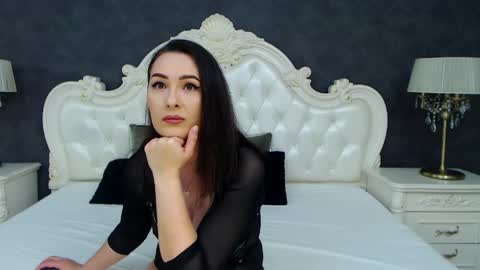 Krissy online show from 04-22-26, 07:44