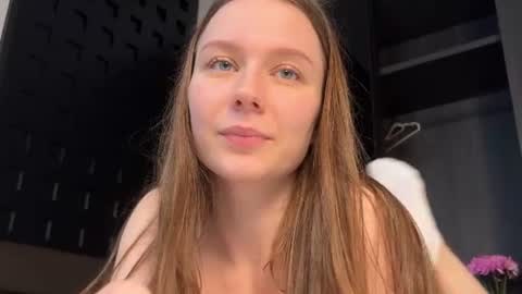 elisadikotti online show from 06-30-26, 12:22