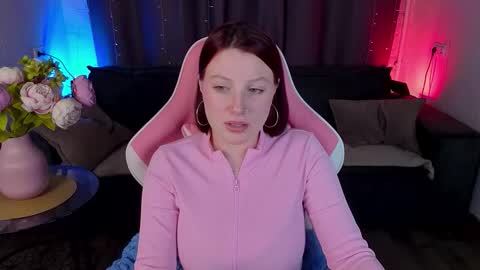 Elise online show from 11-02-25, 01:24